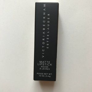 Victoria Beckham Makeup - Victoria Beckham Lipstick in 02 Burnished Rose Victoria Beckham Makeup - Victoria Beckham Lipstick in 02 Burnished Rose